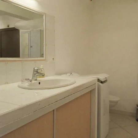 Two-bedroom In Vecchio Apartament
